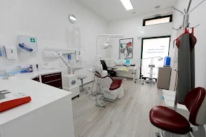 Studio dentistico MK Sorrisi - Corsico image