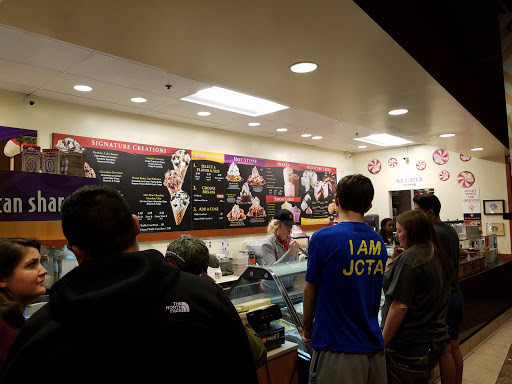 Ice Cream Shop «Cold Stone Creamery», reviews and photos, 2015 S Hurstbourne Pkwy, Louisville, KY 40220, USA