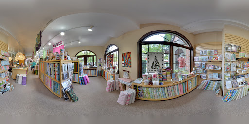 Quilt Shop «Gossypium Quilt Shop», reviews and photos, 355 NW Gilman Blvd #102, Issaquah, WA 98027, USA