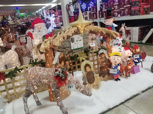 Home Improvement Store «Menards», reviews and photos, 4501 W North Ave, Chicago, IL 60639, USA