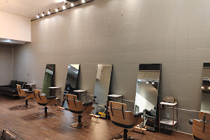 Square Hair Salon