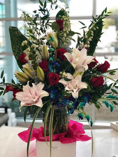 Florist «Joyce Florist of Dallas, Inc.», reviews and photos, 2729 S Hampton Rd, Dallas, TX 75224, USA