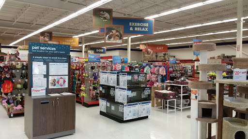 Pet Supply Store «Petco Animal Supplies», reviews and photos, 25 Hazard Ave, Enfield, CT 06082, USA