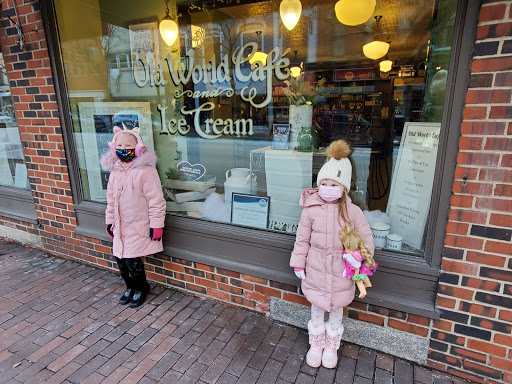 Restaurant «Old World Cafe & Ice Cream», reviews and photos, 1 W Market St, Corning, NY 14830, USA