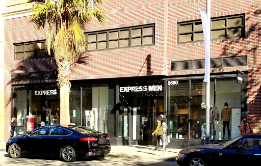Clothing Store «Express», reviews and photos, 5680 Bay St, Emeryville, CA 94608, USA