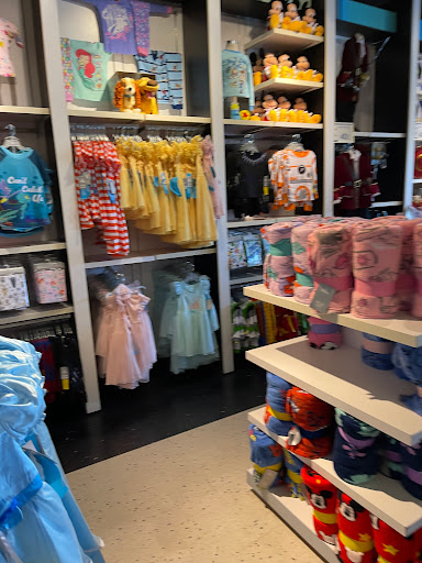 Toy Store «Disney Store», reviews and photos, 500 Ventura Blvd, Camarillo, CA 93010, USA