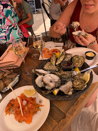 Plats et boissons du Bar-restaurant à huîtres Chez Madeleine à Saint-Tropez - n°3