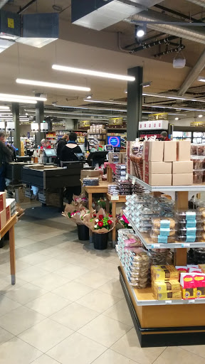 Natural Foods Store «PCC Natural Markets - Greenlake Village», reviews and photos, 450 NE 71st St, Seattle, WA 98115, USA