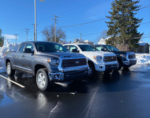 Toyota Dealer «New Holland Toyota», reviews and photos, 524 W Main St, New Holland, PA 17557, USA