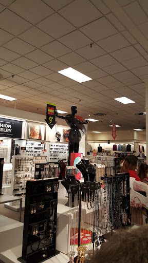 Department Store «JCPenney», reviews and photos, 555 E Shaw Ave, Fresno, CA 93710, USA