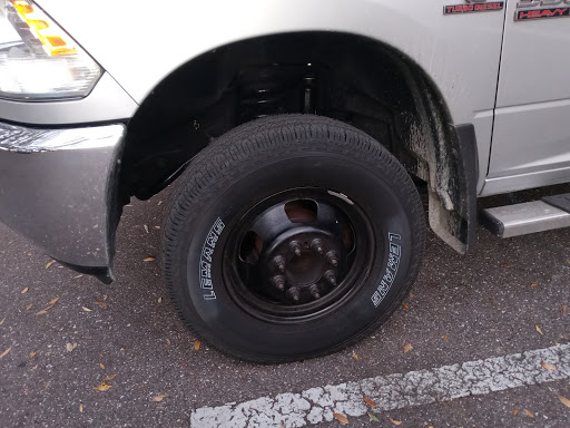 Tire Shop «L & R Tire Shop - Total Car Care», reviews and photos, 6923 W Hillsborough Ave, Tampa, FL 33634, USA