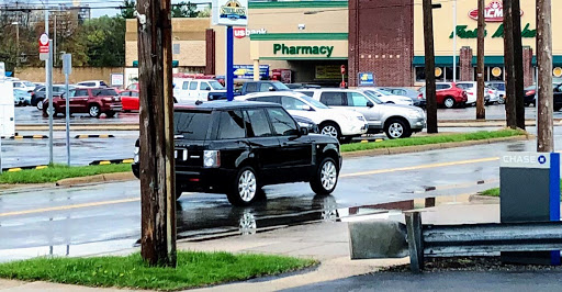 Car Wash «Supersonic Car Wash», reviews and photos, 2720 2nd St, Cuyahoga Falls, OH 44221, USA