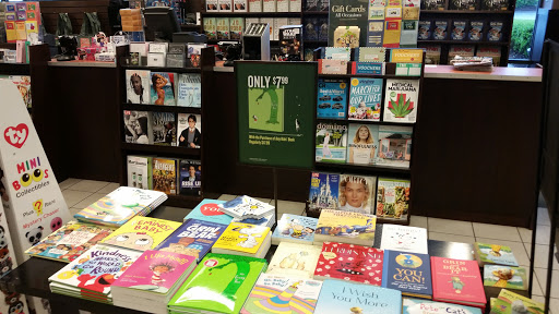 Book Store «Barnes & Noble», reviews and photos, 1800 McFarland Blvd E, Tuscaloosa, AL 35404, USA
