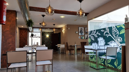Tu Momento Bistro Café - Avinguda Jaume I, 71, 12600 La Vall d,Uixó, Castelló, Spain