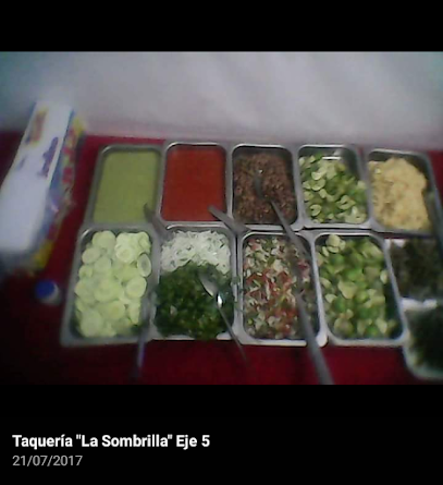 Taqueria 'La Sombrilla' eje 5 y plan de Ayala colonia Santa María Aztahuacan