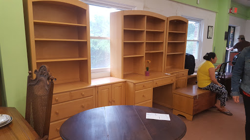 Thrift Store «Market Street Mission Thrift Store», reviews and photos, 25 George St, Morristown, NJ 07960, USA