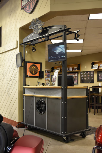 Harley-Davidson Dealer «Arrowhead Harley-Davidson», reviews and photos, 16130 N Arrowhead Fountains Center Dr, Peoria, AZ 85382, USA