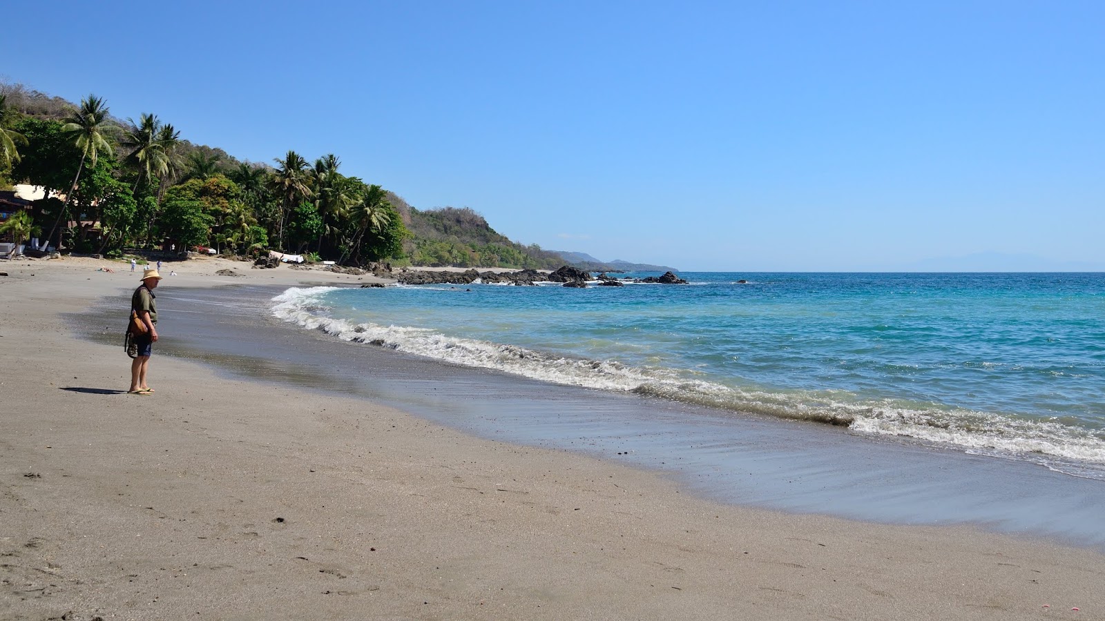 Φωτογραφία του Montezuma Beach με καθαρό νερό επιφάνεια