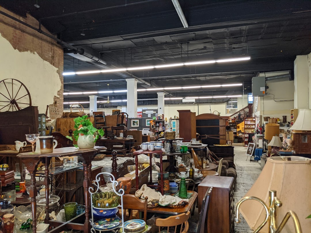 Euro Antiques & Accents