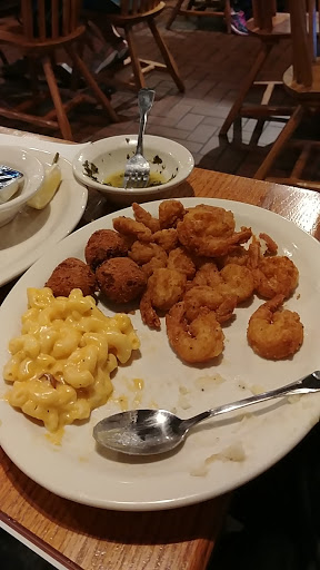 American Restaurant «Cracker Barrel Old Country Store», reviews and photos, 5100 Tiedeman Rd, Brooklyn, OH 44144, USA