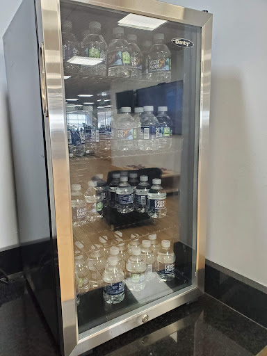 Mercedes Benz Dealer «Mercedes-Benz of Alexandria», reviews and photos, 200 S Pickett St, Alexandria, VA 22304, USA