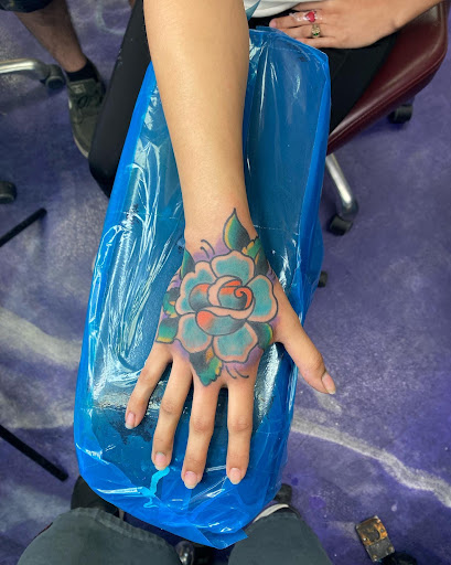 Tattoo Shop «Eccentric Tattoo Studio», reviews and photos, 7002 US-90, San Antonio, TX 78249, USA