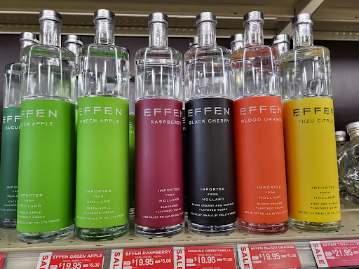 Liquor Store «Hillsboro Liquor Store», reviews and photos, 2055 SE Tualatin Valley Hwy #14, Hillsboro, OR 97123, USA