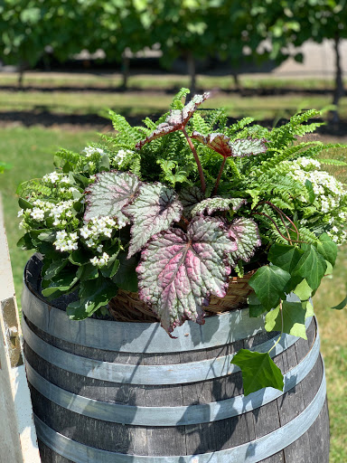 Florist «Petals & Vines», reviews and photos, 410 Main St E, Monmouth, OR 97361, USA