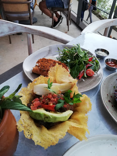 CAO de Tierra y de Mar | Restaurante en Puerto Cancún