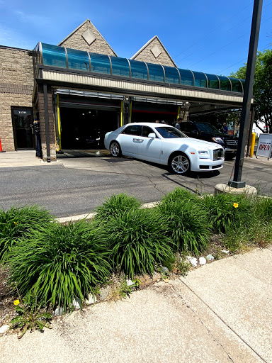 Diamond Car Wash & Detail en Plymouth