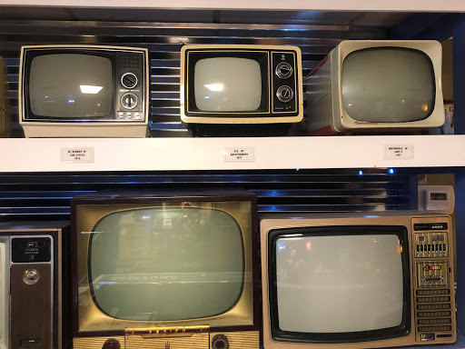 BOND'S Television & Electronics
