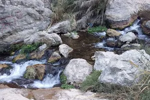 Sultan Mehndi Water Fall image