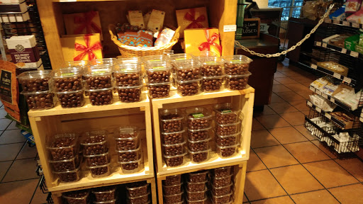 Grocery Store «The Fresh Market», reviews and photos, 2510 Quarry Lake Dr, Baltimore, MD 21209, USA