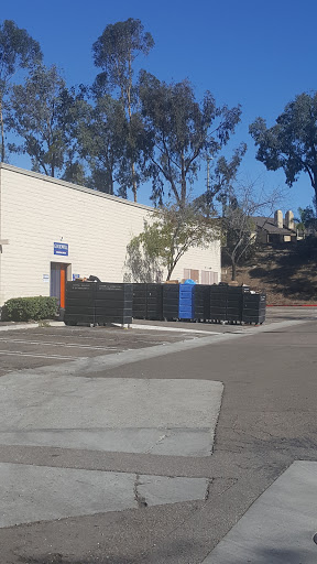 Thrift Store «Goodwill Donation Center», reviews and photos