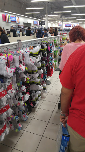 Clothing Store «Burlington Coat Factory», reviews and photos, 5959 W Sahara Ave, Las Vegas, NV 89146, USA