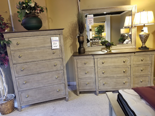 Furniture Store «Gallery Furniture», reviews and photos, 2060 NY-112, Medford, NY 11763, USA