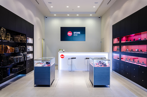 Camera Store «Leica Store Miami», reviews and photos, 372 Miracle Mile, Coral Gables, FL 33134, USA
