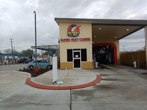 Mr Bee's carwash en Morgan City