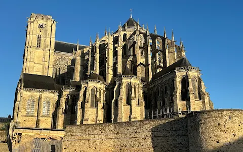 Cathedral of Saint Julian of Le Mans image