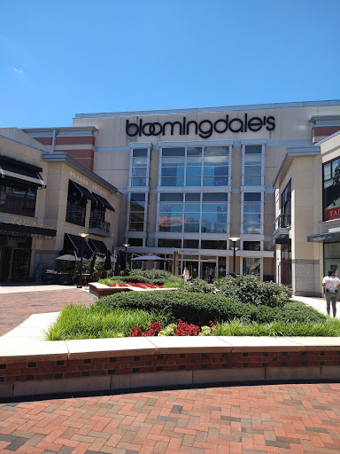 Shopping Mall «The Shops at Wisconsin Place», reviews and photos, 5310 Western Avenue Northwest, Chevy Chase, MD 20815, USA