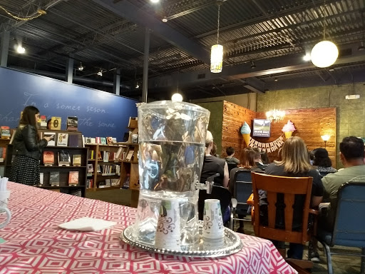 Book Store «Malvern Books», reviews and photos, 613 W 29th St, Austin, TX 78705, USA