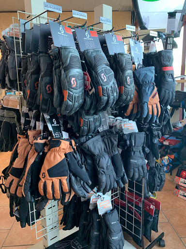 Outdoor Sports Store «2nd Wind Sports», reviews and photos, 202 State St, Hood River, OR 97031, USA