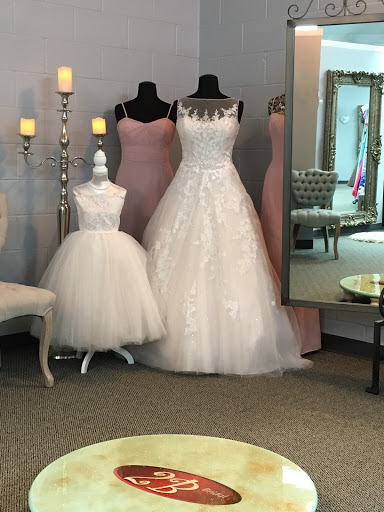 Bridal Shop «2B Bridal Boutique», reviews and photos, 909 S McCord Rd, Holland, OH 43528, USA