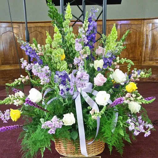 Florist «Cuts Creative Florist», reviews and photos, 1701 Orange Ave NE, Roanoke, VA 24012, USA