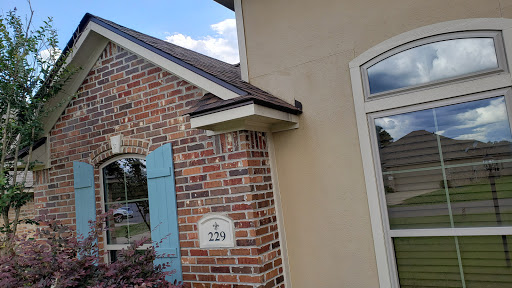 Roofing Contractor «Gold Star Construction & Roofing Co», reviews and photos, 9506 Linwood Ave, Shreveport, LA 71106, USA