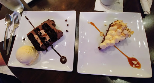 Bakery «Crème Cupcake + Dessert», reviews and photos, 543 28th St, Des Moines, IA 50312, USA