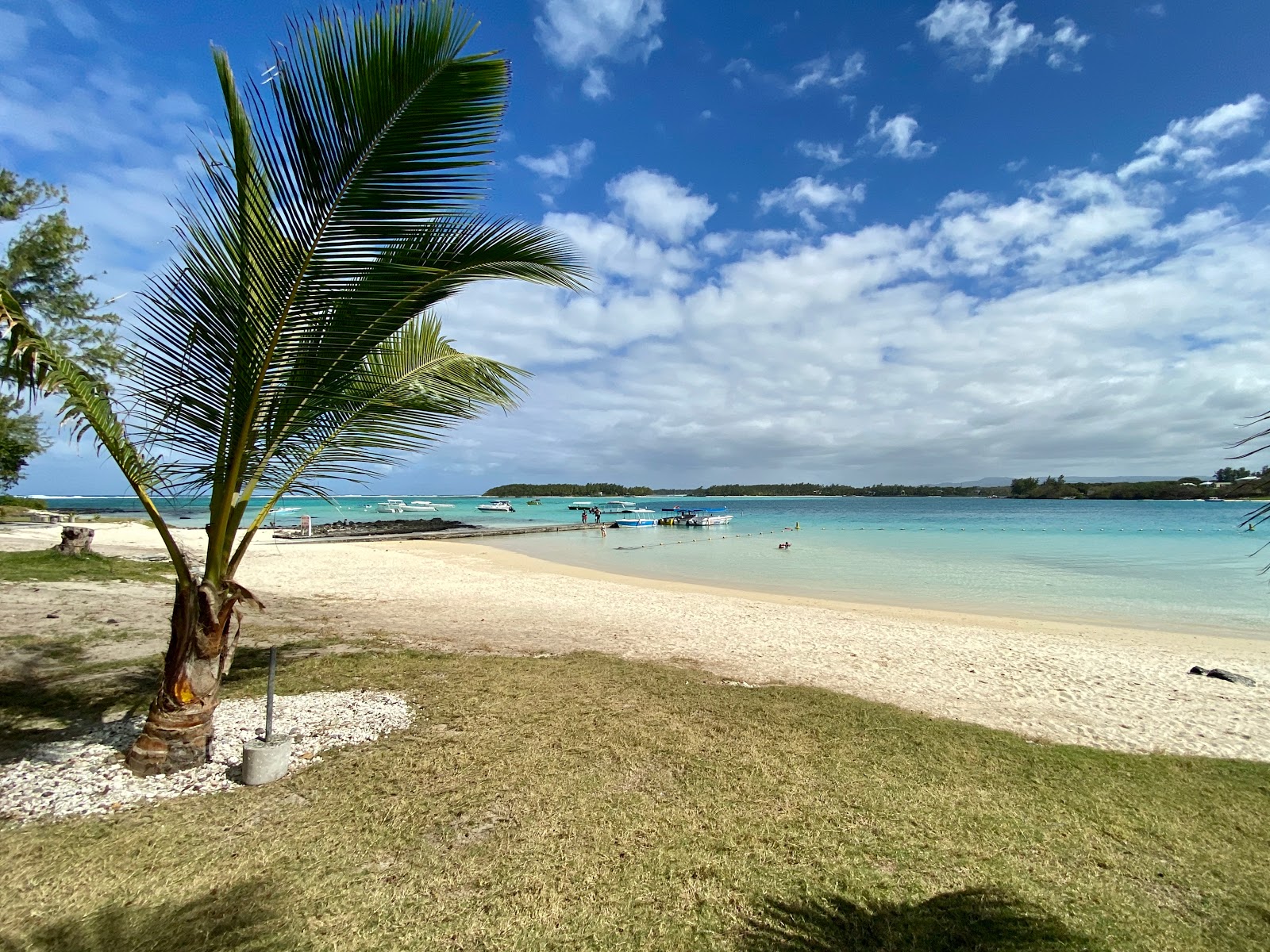 Foto av Blue Bay II Beach med hög nivå av renlighet