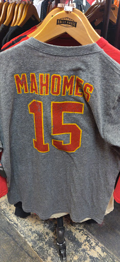 Sportswear Store «Kansas Sampler/Rally House Mission», reviews and photos, 6858 Johnson Dr, Mission, KS 66202, USA