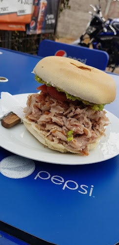 Comida Rapida Al Paso y minimarket (caja vecina) - Graneros