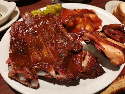 Smokehouse Barbecue - Independence